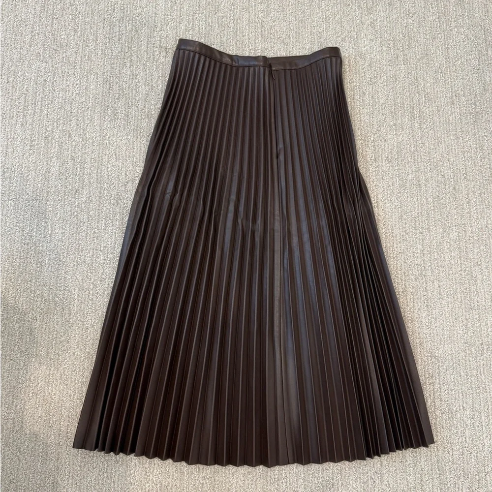 Banana Republic Pleated Faux Leather Midi Skirt - Brown - Picture 2 of 3